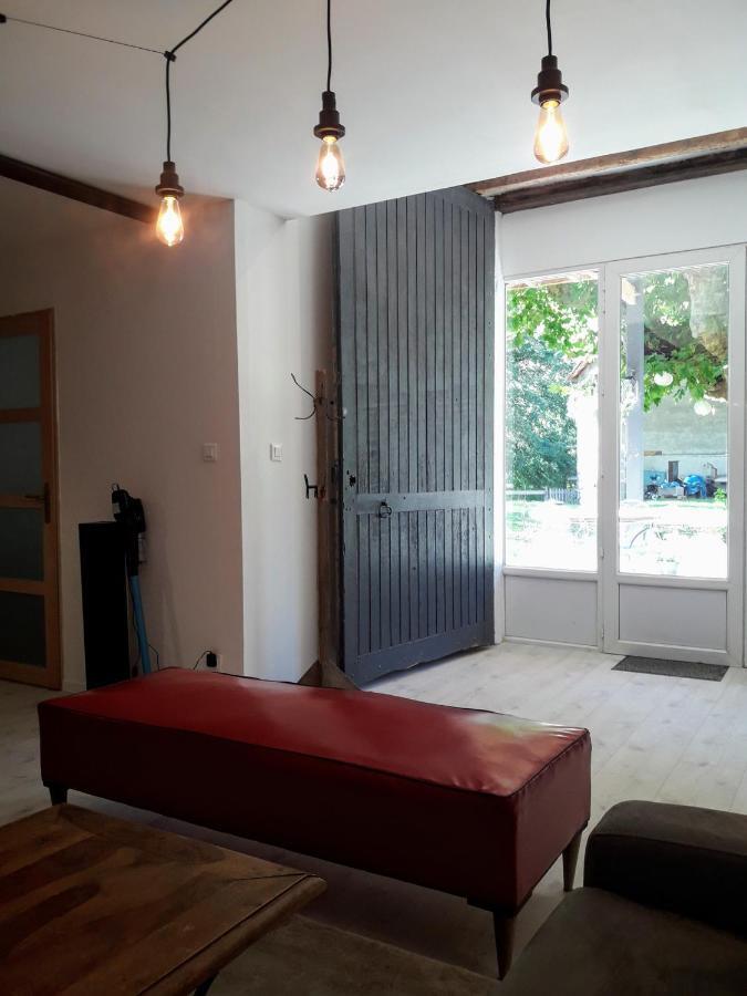 Ferienwohnung Le Relais Champetre Joux Exterior foto